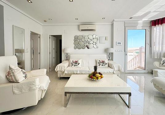 Villa in San Miguel de Salinas