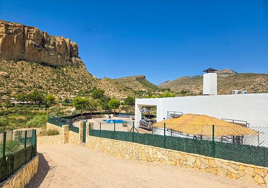Villa in Crevillent
