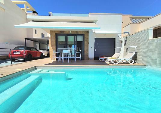 Villa in San Miguel de Salinas