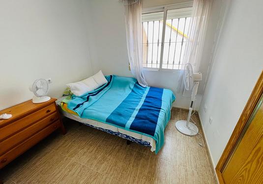 Town house in Daya Nueva