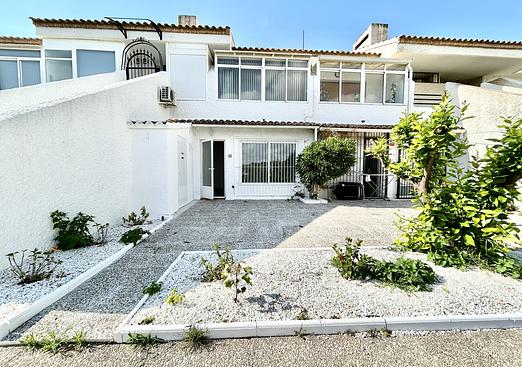 Apartment in Villamartin