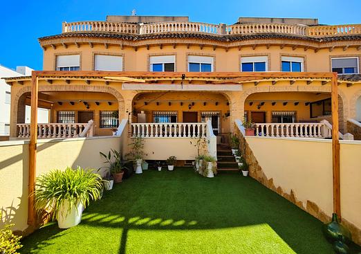 Town house in Guardamar del Segura