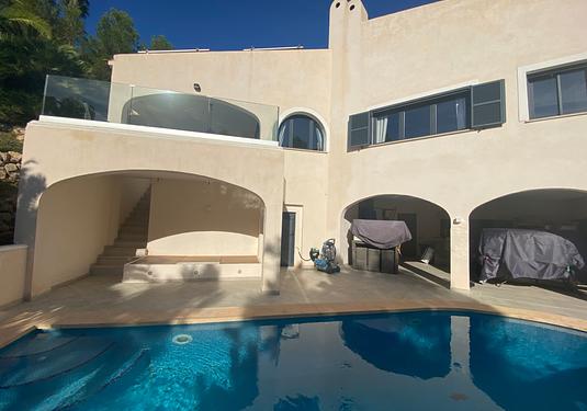 Villa in Calvia