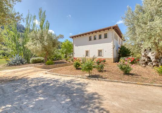 Villa in Esporlas