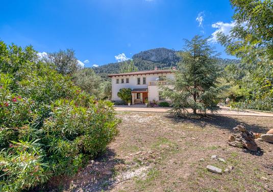 Villa in Esporlas