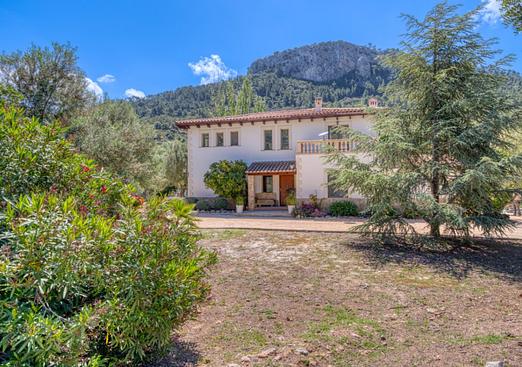 Villa in Esporlas