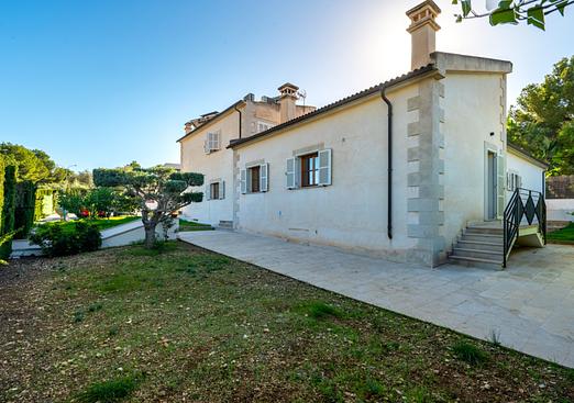 Villa in Calvia