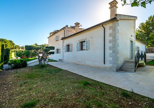 Villa in Calvia