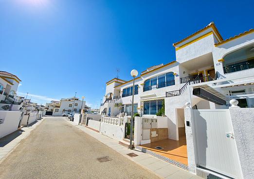 Apartment in Vistabella Golf Entre Naranjos