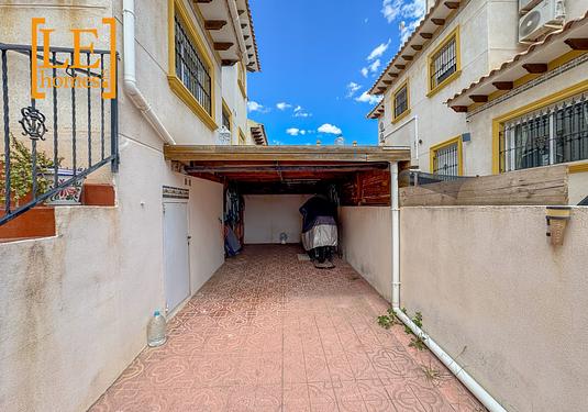 Semi detached in Orihuela Costa