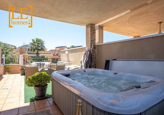Bungalow in Orihuela Costa