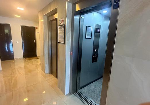 Apartment in Los Altos