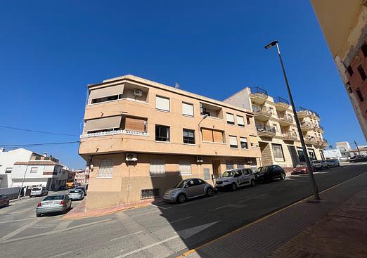 Apartment in Benijofar