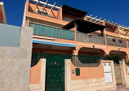Town house in Jacarilla