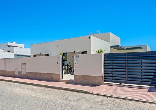 Property in Daya Nueva