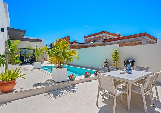 Property in Daya Nueva