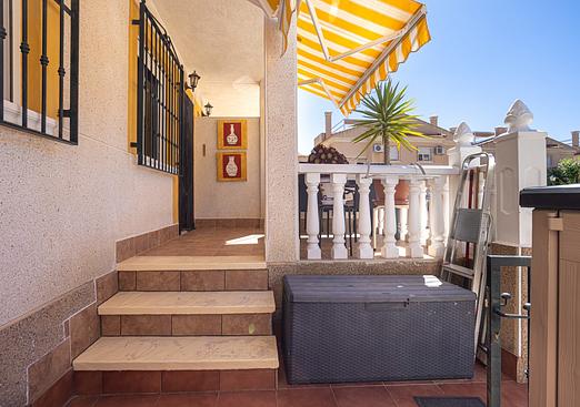 Apartment in Algorfa