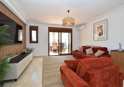 Town house in Algorfa