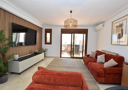 Town house in Algorfa