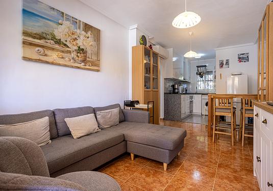 Apartment in Algorfa