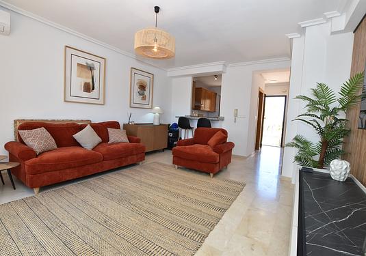 Town house in Algorfa