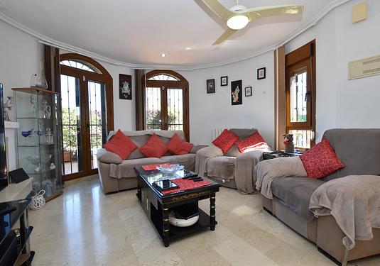 Villa in Algorfa