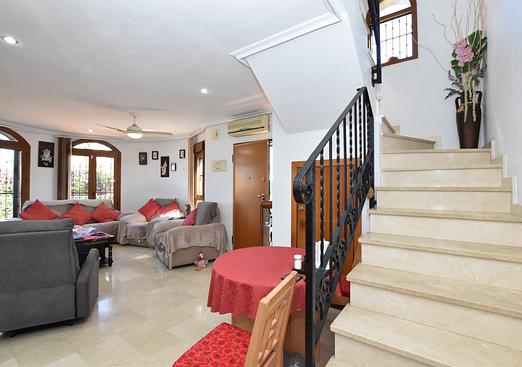 Villa in Algorfa