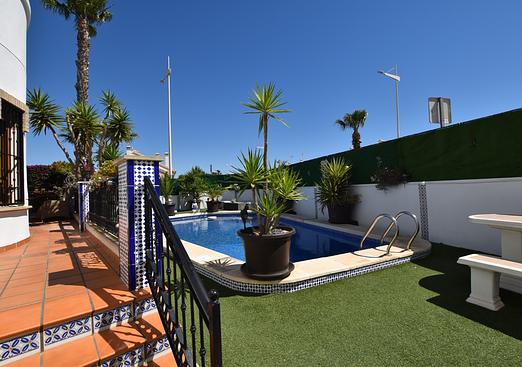 Villa in Algorfa