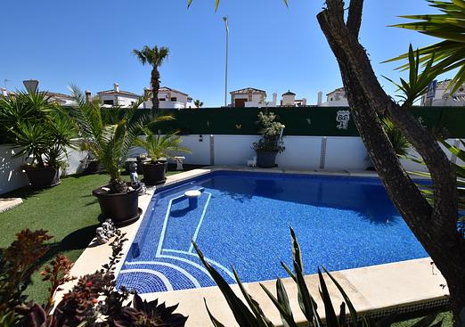 Villa in Algorfa