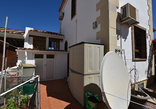 Villa in Algorfa