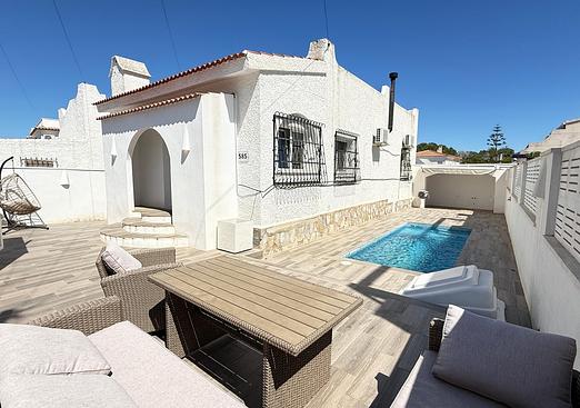Villa in Villamartin