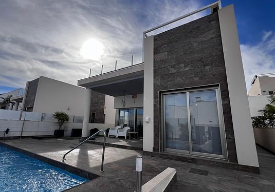 Villa in Orihuela Costa