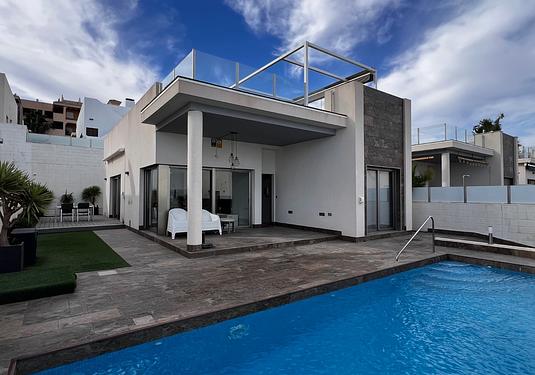 Villa in Orihuela Costa