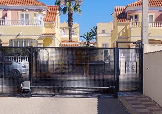 Apartment in Orihuela Costa