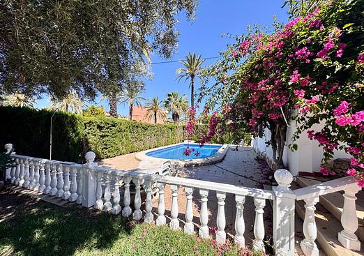 Villa in Orihuela Costa