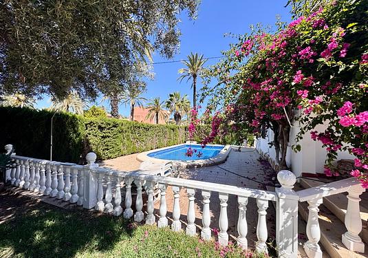 Villa in Orihuela Costa