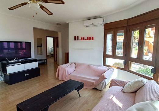 Villa in Algorfa
