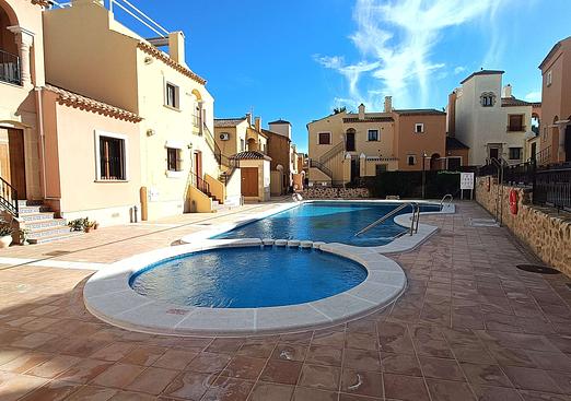 Villa in Algorfa