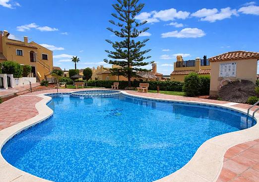 Apartment in Algorfa