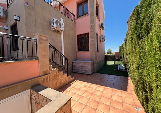 Villa in Algorfa