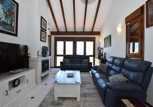 Villa in Algorfa