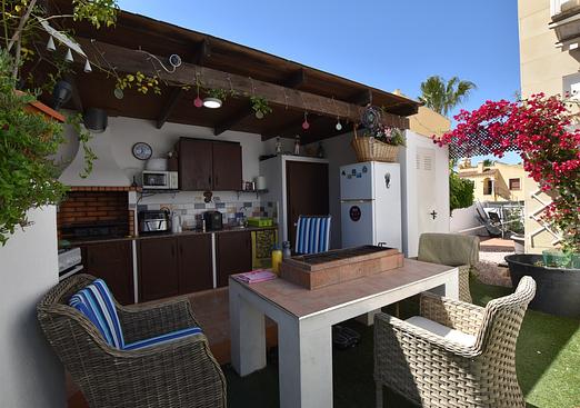 Villa in Algorfa