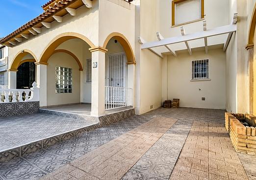 Town house in Orihuela Costa