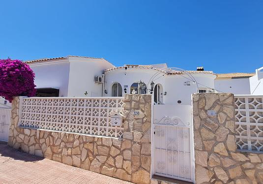 Villa in Orihuela Costa