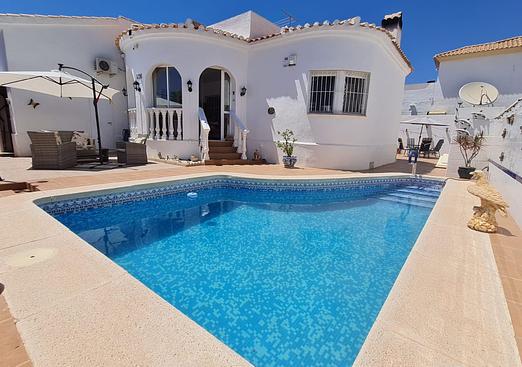 Villa in Orihuela Costa