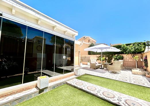 Villa in Los Balcones