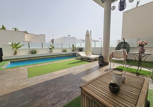 Villa in Villamartin