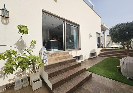 Villa in Villamartin