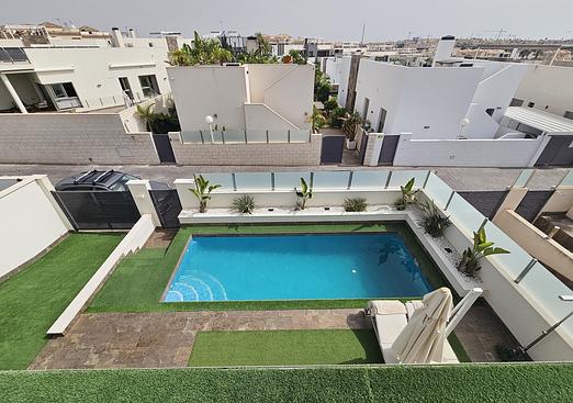 Villa in Villamartin