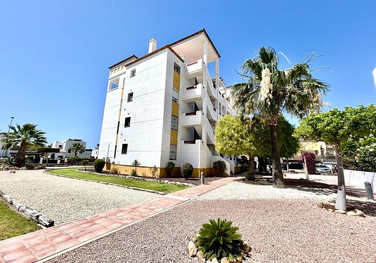 Apartment in Villamartin